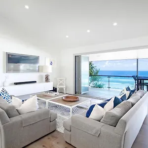 Ocean Panorama With Private Pool! Holiday home Noosa Heads