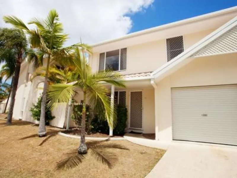 Isle Of Palms Resort Gold Coast
