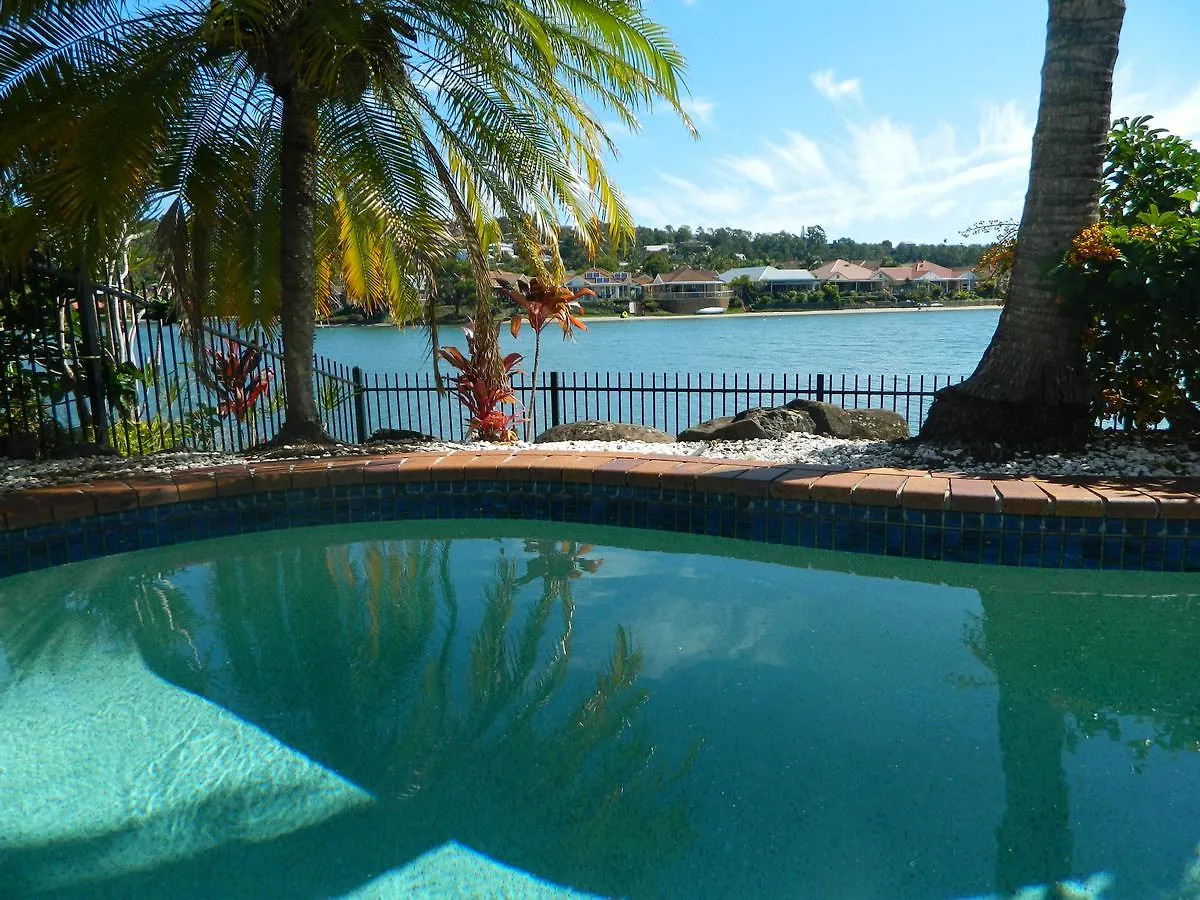 Isle Of Palms Resort Gold Coast 4*,  Australia