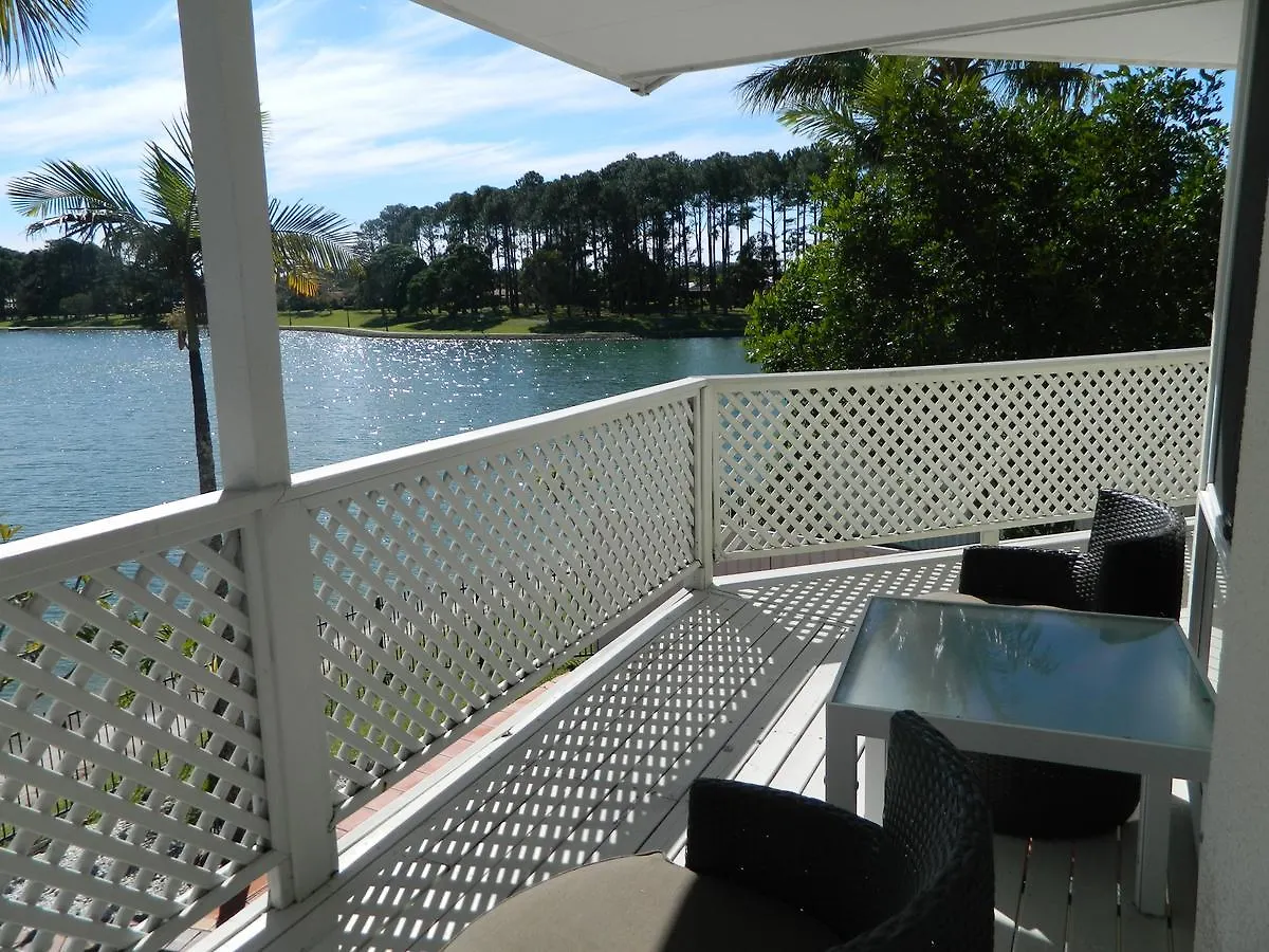 Isle Of Palms Resort Gold Coast 4*,